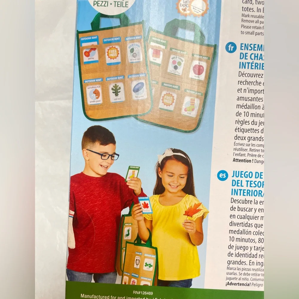 Melissa & Doug Let's Explore Scavenger Hunt Play Set New